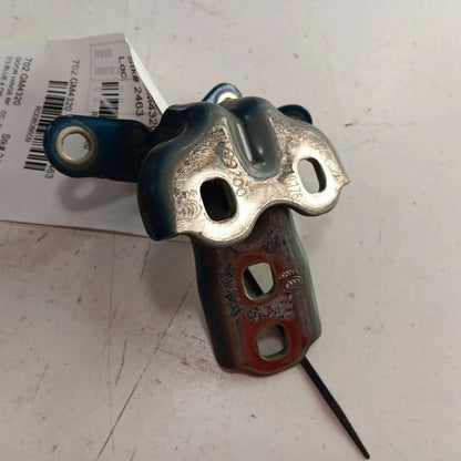 Buick Encore Door Hinge Set Right Front Passenger  2017 2018 2019 2020