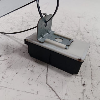 Suspension TPMS Control Module Right Hand Dash ID 958001R200 Fits 14 ACCENT