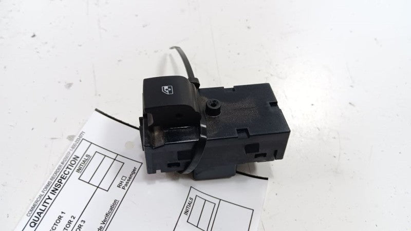 Buick Encore Power Window Switch Right Passenger Rear 2016 2017 2018 2