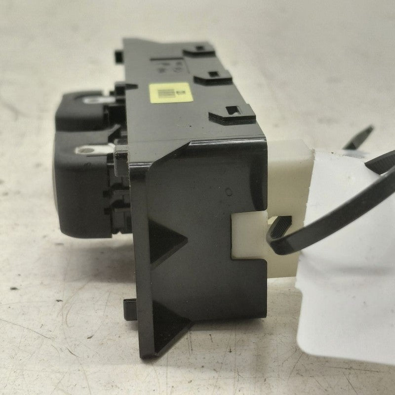 Hyundai Veloster Power Window Switch Right Passenger Front  2017 2016 