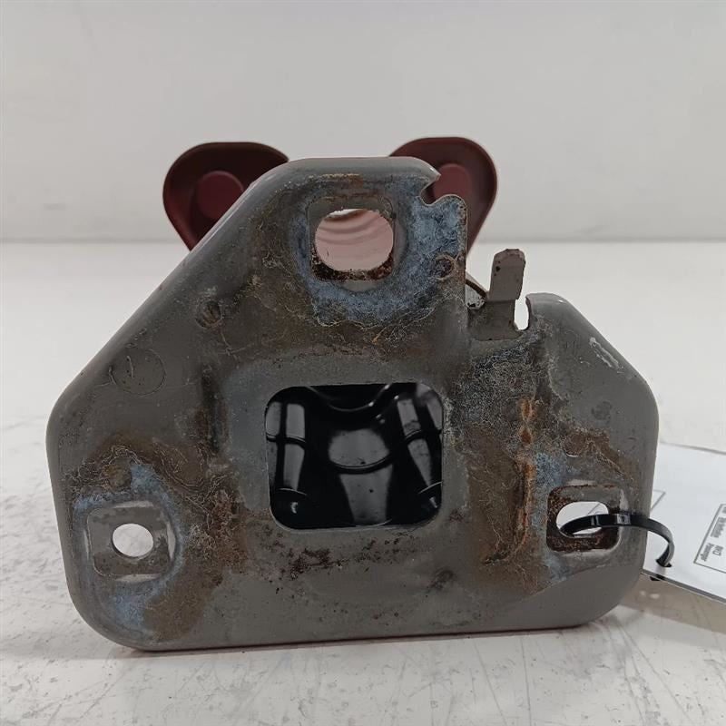 Nissan Rogue Left Rear Bumper Mount Bracket2014 2015 2016 2017 2018 20