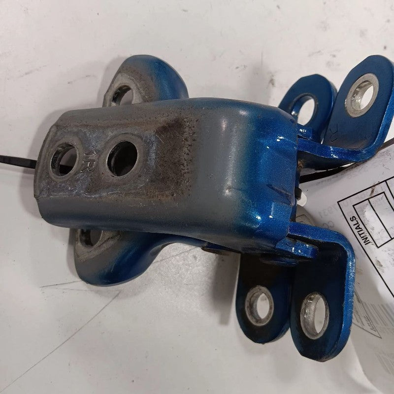 Toyota Prius C Door Hinge Set Right Front Passenger  2017 2016 2015 2014 2013