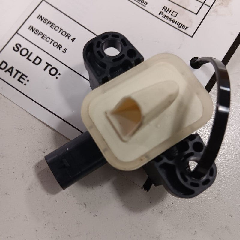 Chrysler 300 Sensor  2015 2016 2017 2018 2019