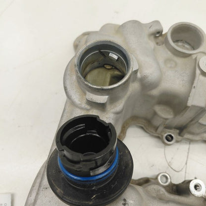 Chevy Volt Engine Cylinder Head Valve Cover  1.5 2019 2018 2017 2016 O