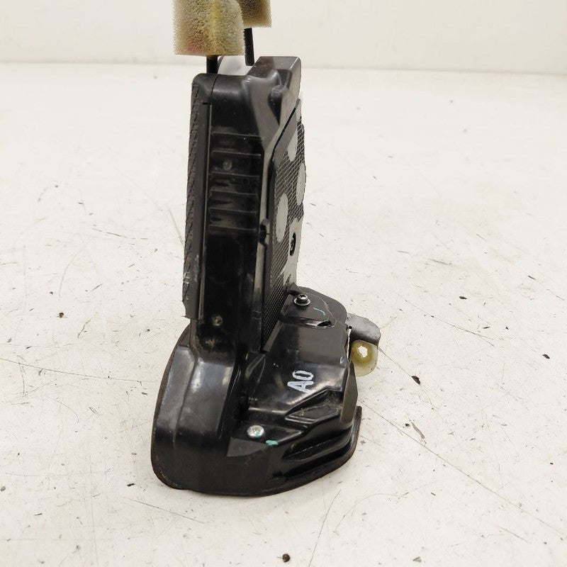 Honda CR-V Door Latch Lock Right Passenger Rear  2017 2018 2019