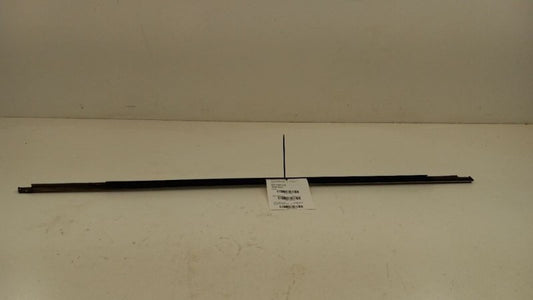 Chevy Malibu Door Glass Window Weather Strip Trim Front Left 2013 2014 2015 16