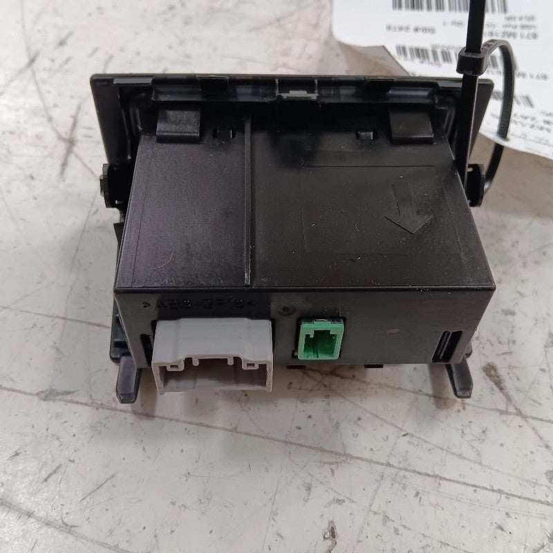 Mazda CX-9 USB Plug In Hub Port  2016 2017 2018 OEM