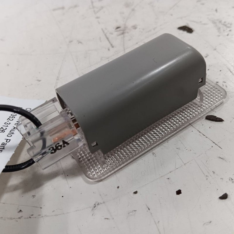 Nissan LEAF Dome Light Roof Lamp  2013 2014 2015 2016 2017