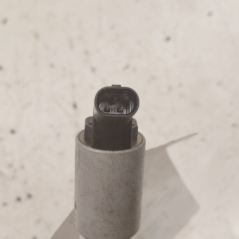 Chevy Equinox Variable Timing Gear Oil Control Valve Solenoid Cylinder