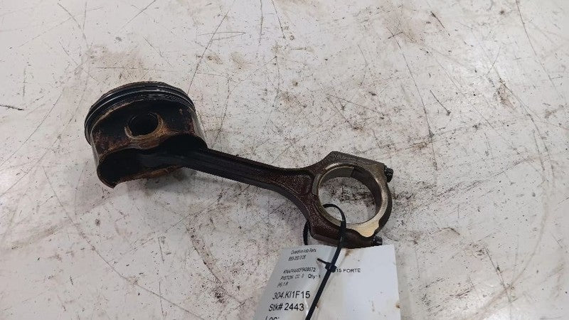 Single Piston With Connecting Rod
