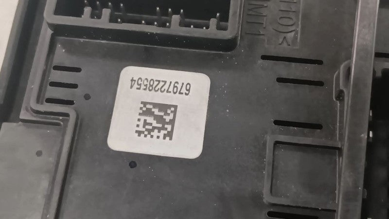 Fuse Box Engine QR25DE VIN A 4th Digit Left Hand Fits 14-16 ROGUE OEM