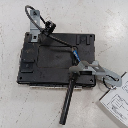 Body Control Module BCM Fits 16-17 Hyundai Elantra OEM
