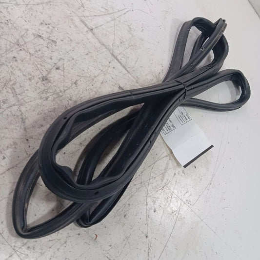 Nissan Kicks On Door Seal Rubber Right Passenger Front  2021 2022 2023 2024