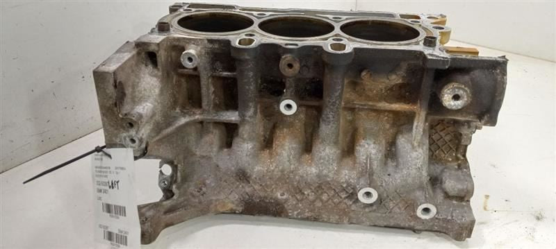 Cylinder Block Left 3.6L Fits 10-14 TRIBECA  OEM