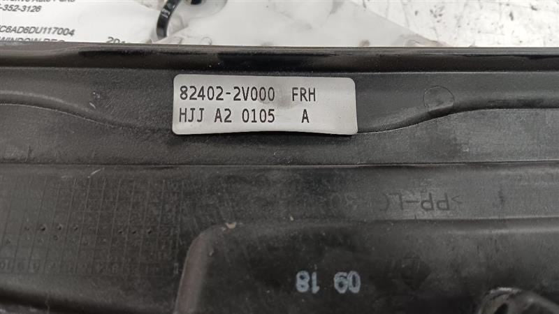 824022V000 Passenger Right Front Window Regulator Track Fits 12-17 VELOSTER