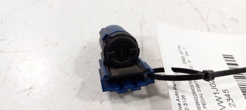 Volkswagen Jetta Brake Pedal Switch 2003 2002 2001 2000 OEM