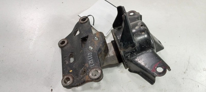 Kia Forte Engine Motor Mount Left Driver 2010 2011 2012 2013 OEM