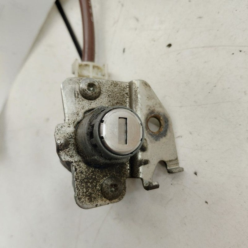 Honda CR-Z Door Latch Lock Left Driver Front  2015 2014 2013