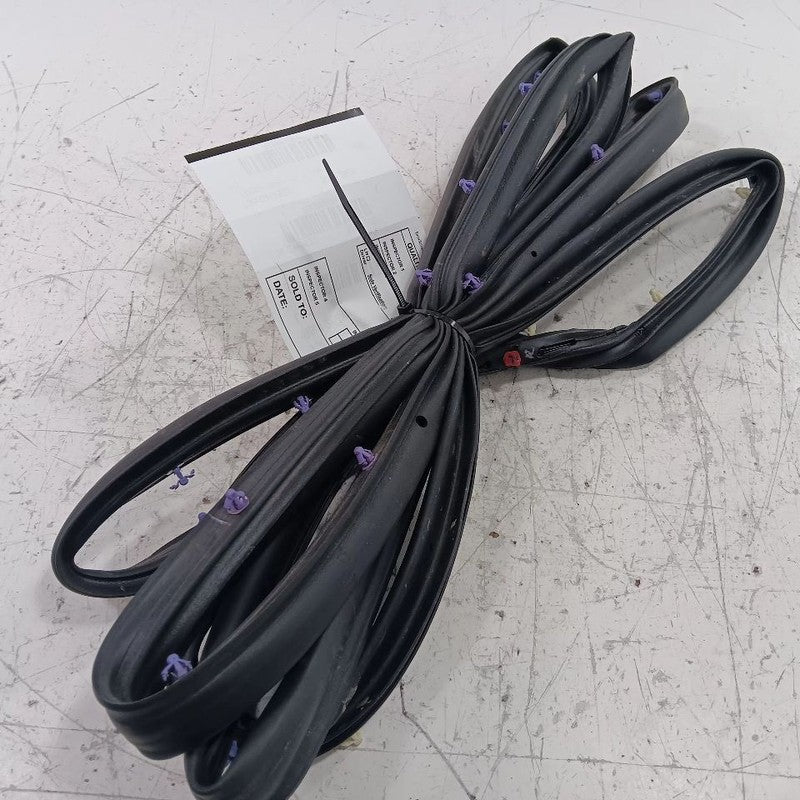 Jeep Compass On Door Seal Rubber Left Driver Front  2018 2019 2020 2021 2022