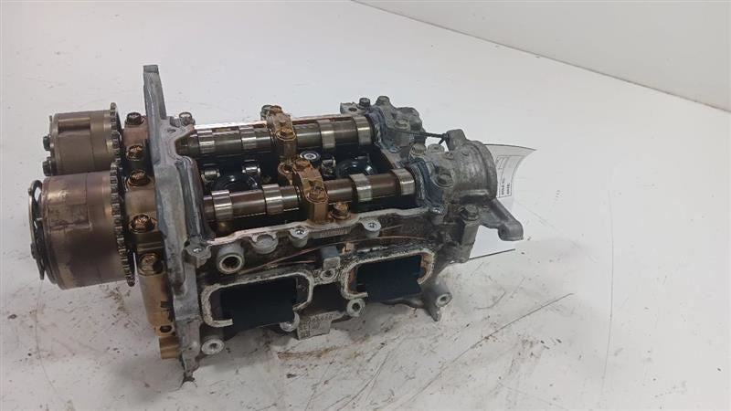 Passenger Right Cylinder Head Fits 17-19 IMPREZA OEM