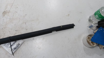 Buick Encore Left Front Weather Strip Interior  2013 2014 2015 2016 OE