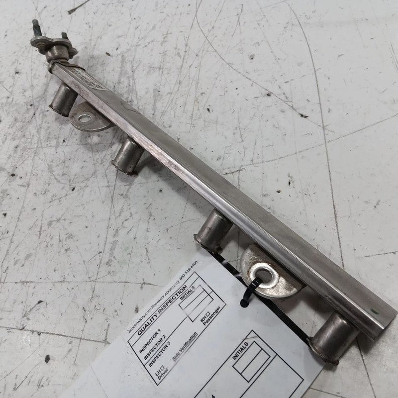 Kia Forte 2.0 Fuel Rail Injection Injector Mount Bar  2015 2016 2017 2