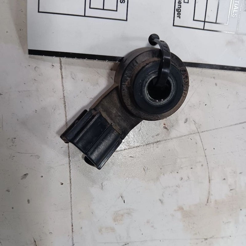 Toyota Rav 4 Engine Knock Sensor  2.5L 2015 2016 2017 2018 OEM