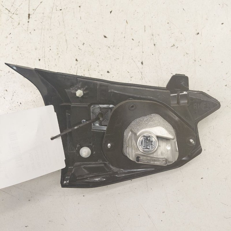Passenger Right Tail Light Brake Lamp Liftgate Mounted 24-25 XV Subaru