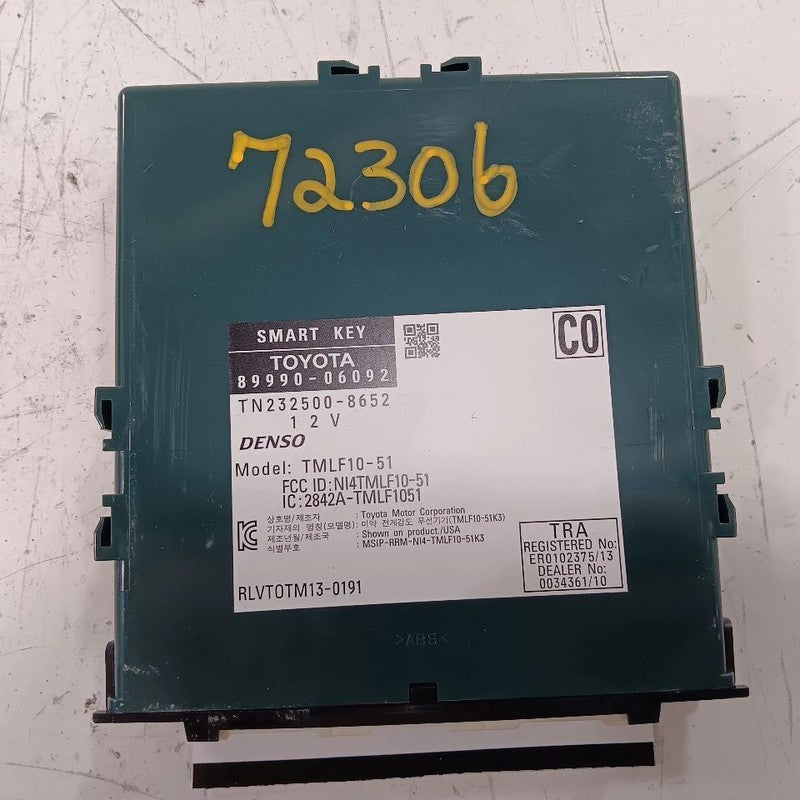 Theft-locking Control Module Keyless Ignition Smart Key Fits 13-17 CAMRY