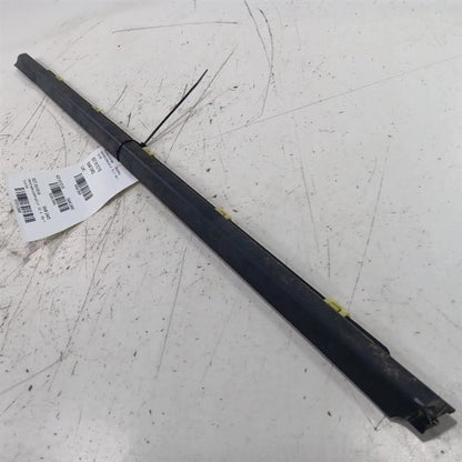 Kia Soul Door Glass Window Weather Strip Trim Front Left Driver  2017 