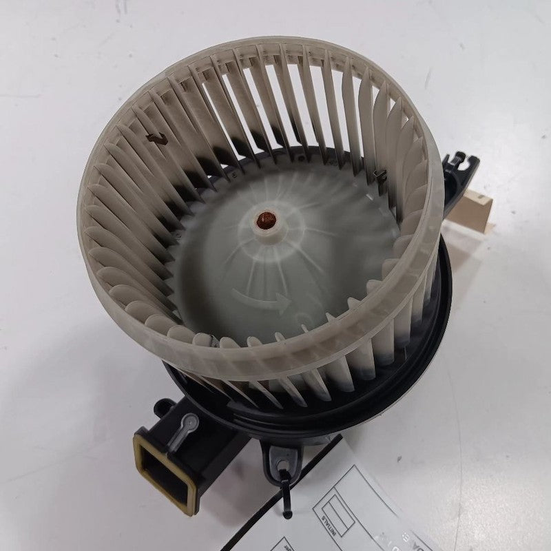 68350343AA Blower Motor Heat Heater AC Fan Fits 17-21 Jeep Compass