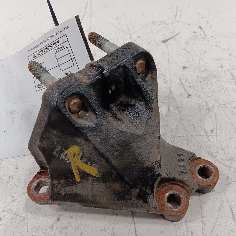 Kia Soul Engine Motor Mount Right Passenger  2017 2018 2019 OEM
