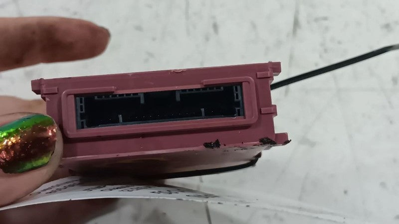 891110R020 Network Gateway Right Hand Dash Fits 20 HIGHLANDER