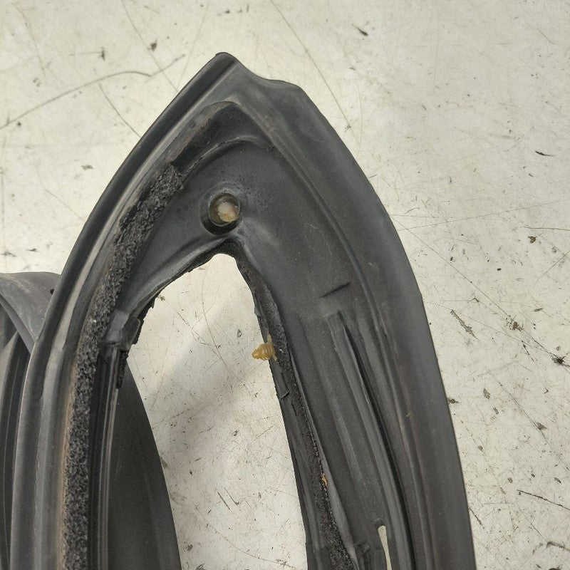 Chevy Trax On Door Seal Rubber Right Passenger Rear Back  2022 2021