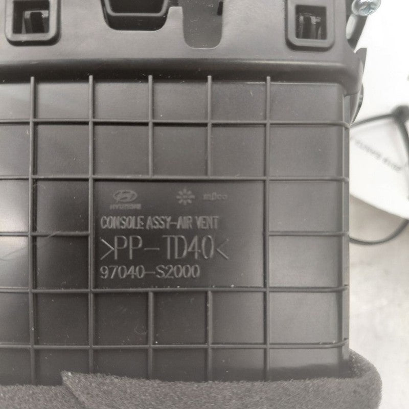 Hyundai Santa Fe Heat Heater AC Air Vent Rear Back  2019 2020