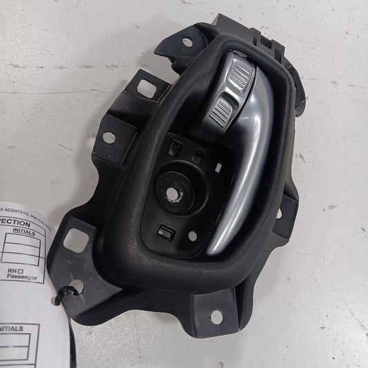 Jeep Compass Door Handle Right Passenger Rear Interior Inside  2021 2020 2019 