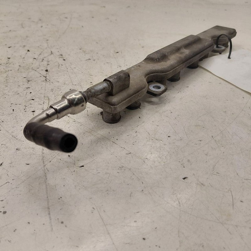 Nissan Versa Note Fuel Rail Injection Injector Mount Bar  2019 2018 20