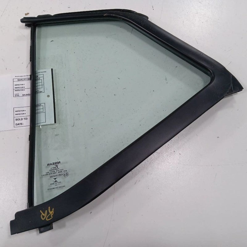 Passenger Right Rear Door Vent Window Glass 18-23 Nissan Kicks  OEM