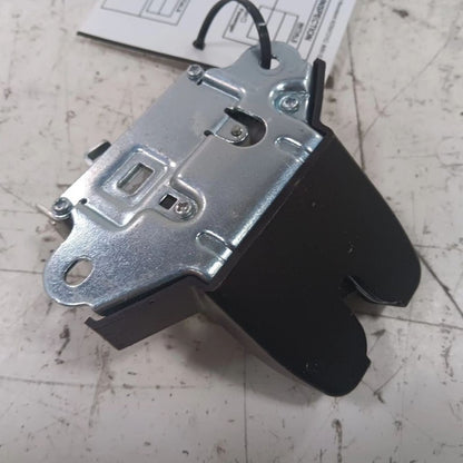 Hyundai Elantra Trunk Latch  2017 2018 2019 2020 OEM
