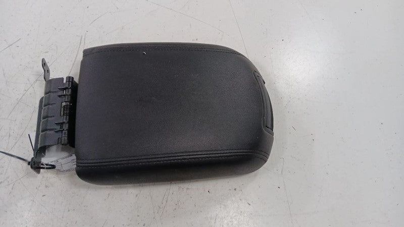 Ford Taurus Arm Rest  2013 2014 2015 2016 OEM