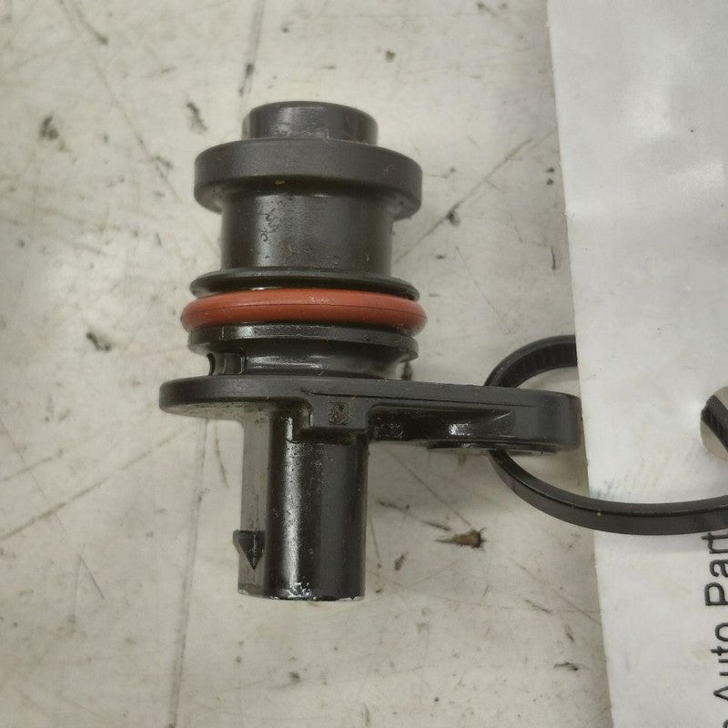 Chevy Equinox Camshaft Cam Shaft Position Sensor  2024 2023 2022