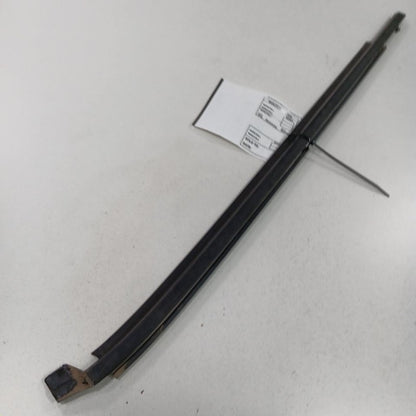 Toyota Yaris Door Glass Window Weather Strip Trim Rear Right Passenger Side 2019