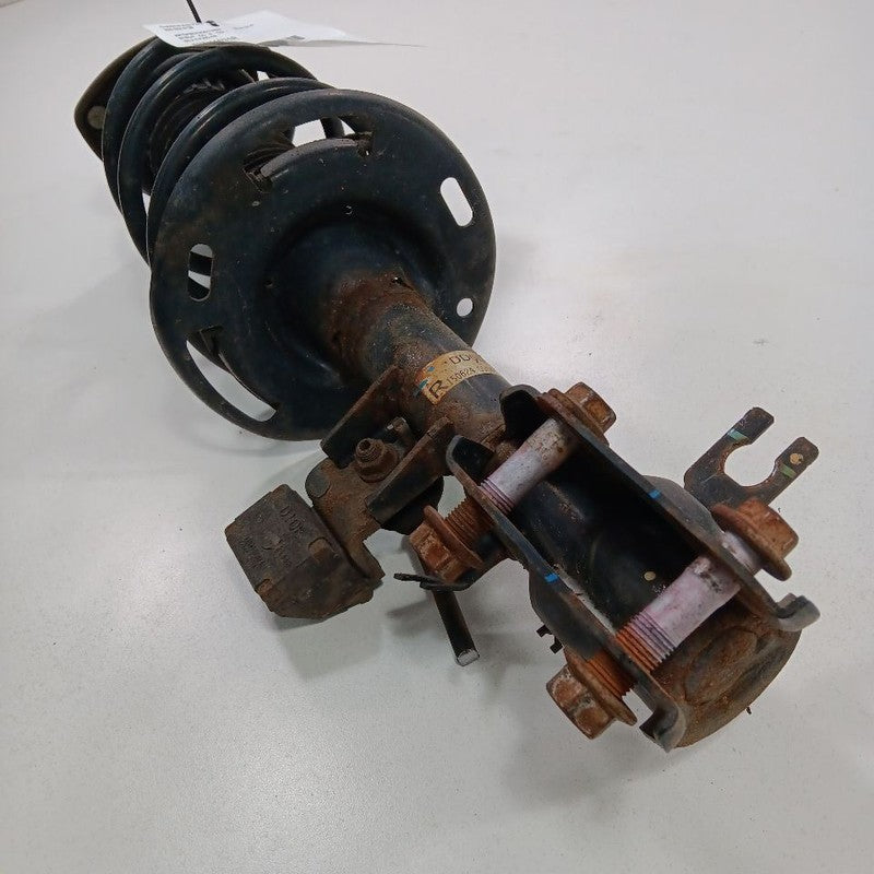 Passenger Right Strut Front FWD Fits 16-17 Mazda CX-3 740112 OEM