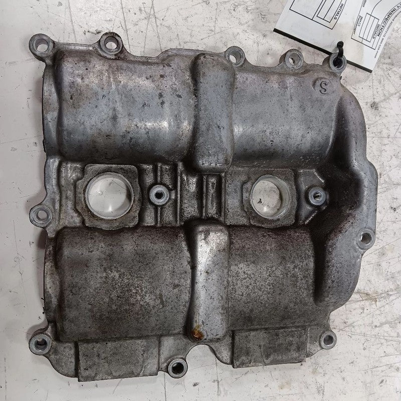 Subaru Forester Passenger Right Engine Cylinder Head Valve Cover  2016 2017 2018