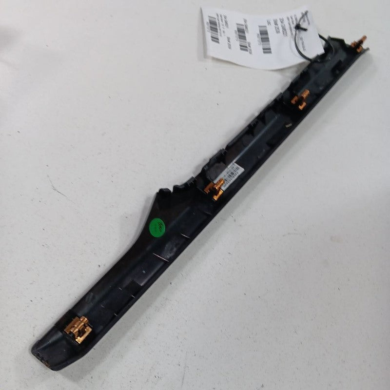 Chevy Trailblazer Passenger Side Dash Molding Trim {42712110} 2021 202