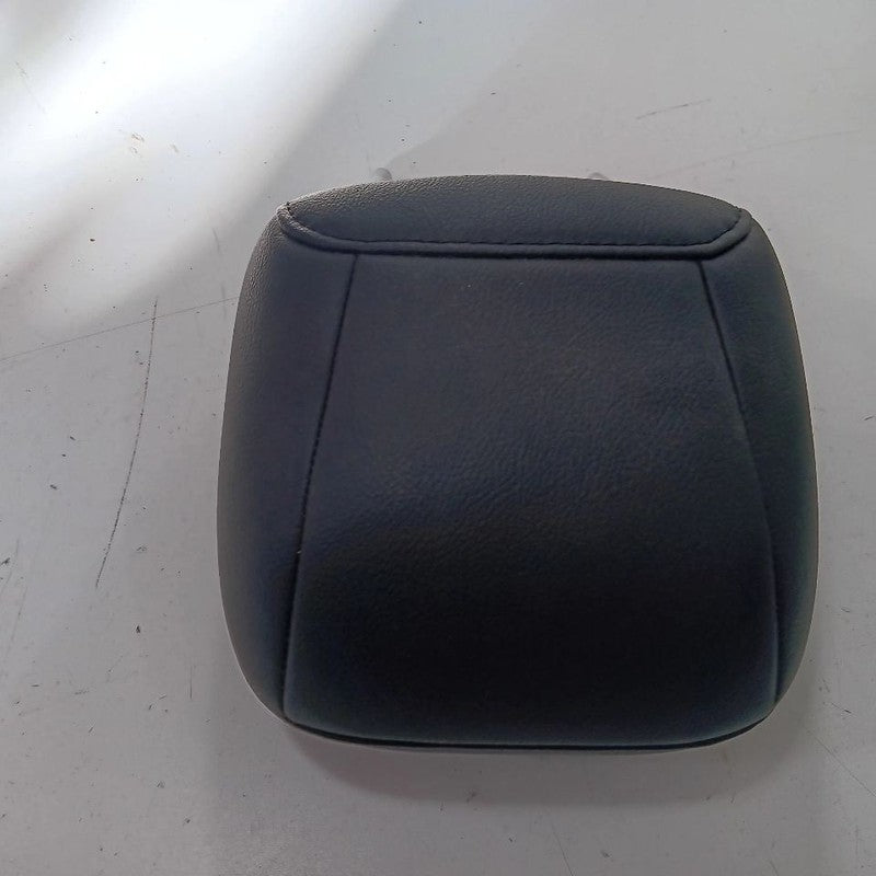 Jeep Compass Seat Headrest Rear Back Seat Head Rest  2018 2019 2020 2021 2022