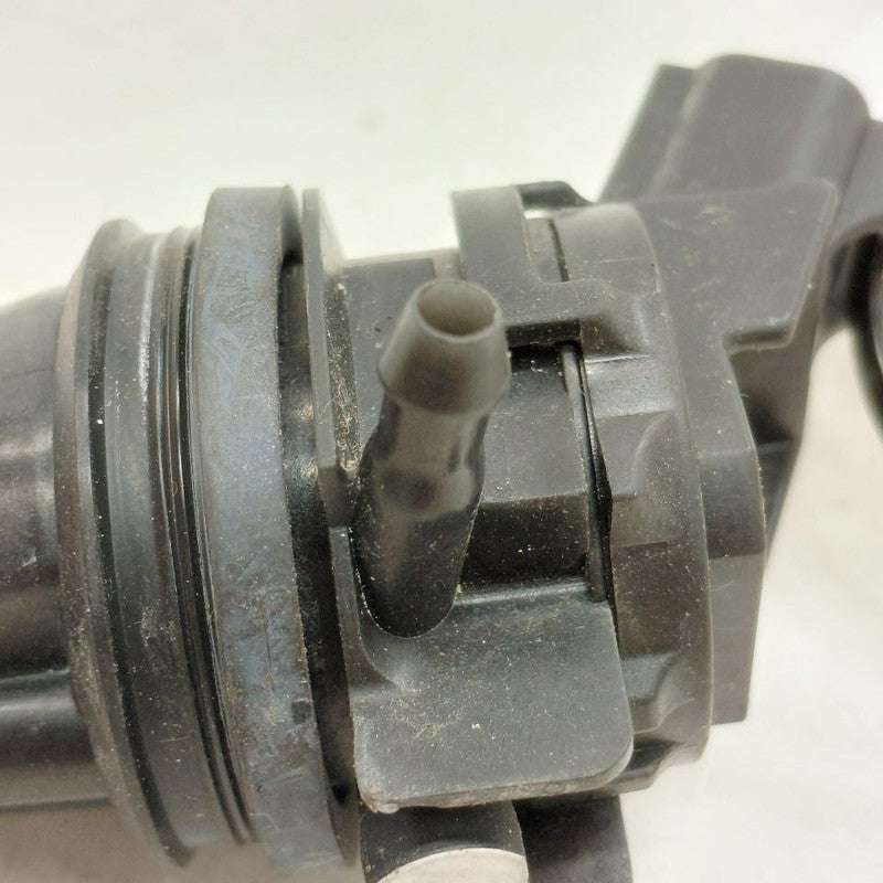 Subaru Crosstrek Windshield Washer Fluid Motor  2023 2022 2021