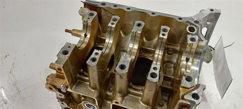 Right Cylinder Block Fits 17-19 IMPREZA  OEM