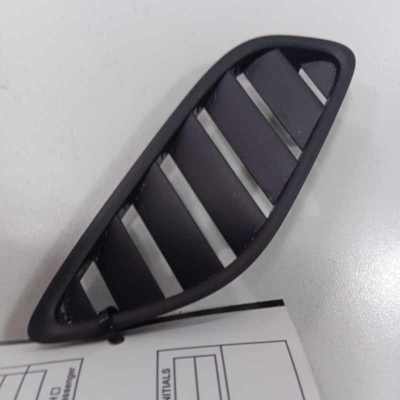 Mitsubishi Outlander Defrost Vent Right Passenger Side  2020 2021 2022