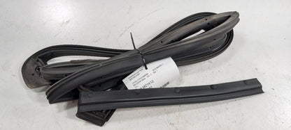 Mazda 3 On Door Seal Rubber Right Passenger Rear Back 2010 2011 2012 2